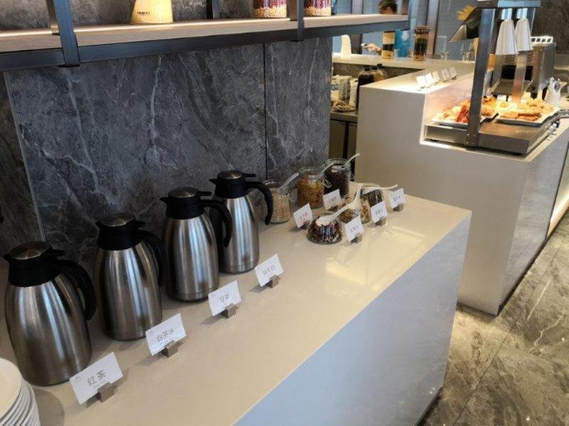 Shenzhen Bantian Huaweizhongcheng Atour Hotel Εξωτερικό φωτογραφία
